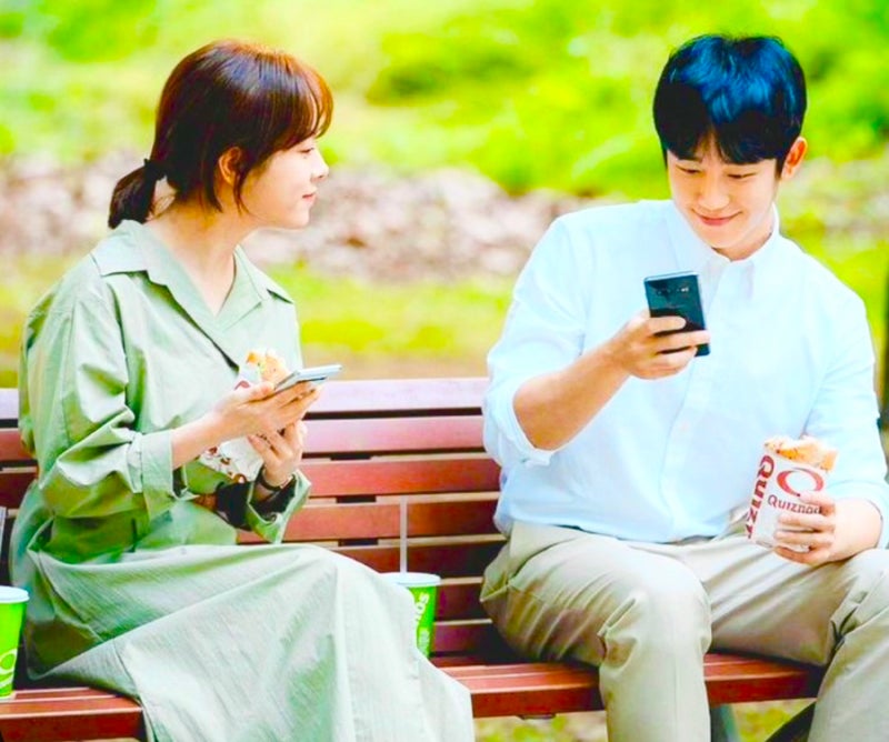 [봄밤 후기]눈이 부시게 빛나는 청춘의 Love story (feat: 정해인&한지민)