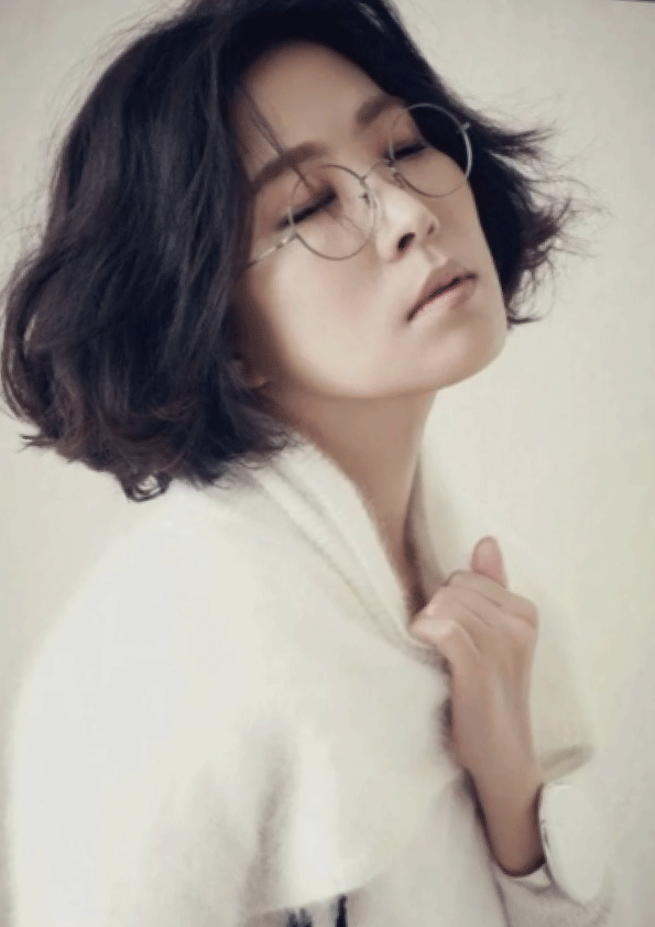 <b>이승기</b> 결혼식 참석 못한 이선희. 결국 배임 송치되다.