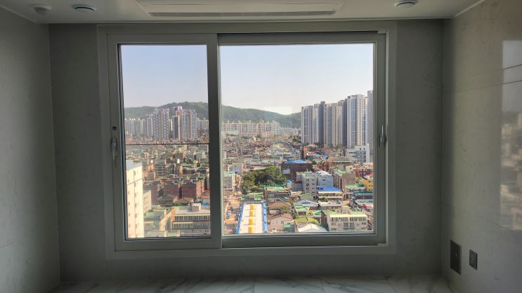 겨울철에 꼭 필요한 망사 패턴의 인천커튼 설치 후기 !