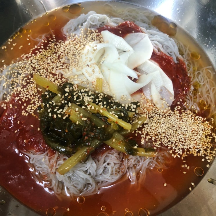  면채반 몸보신 메뉴 장어탕 냉면 밀키트 존맛탱 킹정