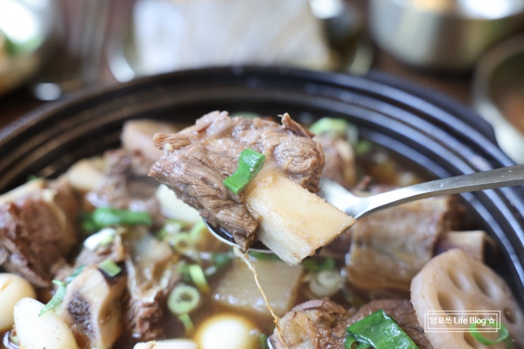  100년 이상 한옥집 대형 한식당 인사동맛집 최대감네