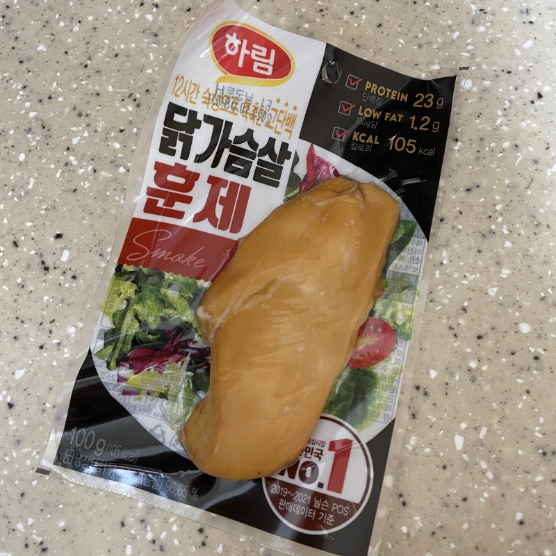 하림 냉장보관 닭가슴살 갈릭 블랙페퍼 훈제 솔직후기 | 마켓컬리로 싸게 구매