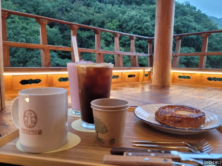 경남 김해 장유 카페 ㅣ 비 오는 날 운치 있는 대청계곡 한옥카페 에븐 내돈내산 방문기