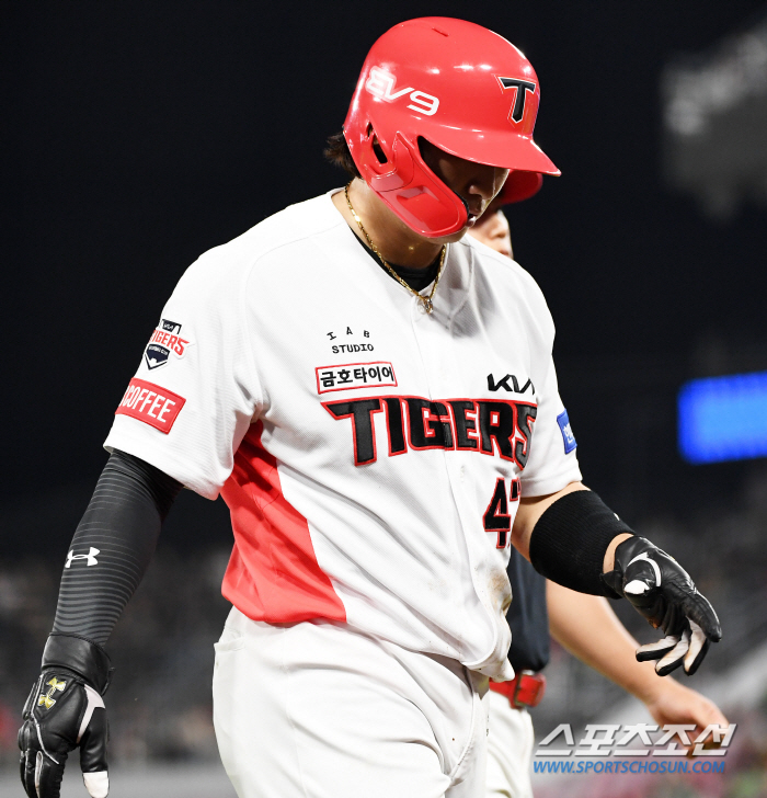 기아타이거즈 <b>나성범 햄스트링</b> 부상 12주, 시즌 아웃, 23시즌... 
