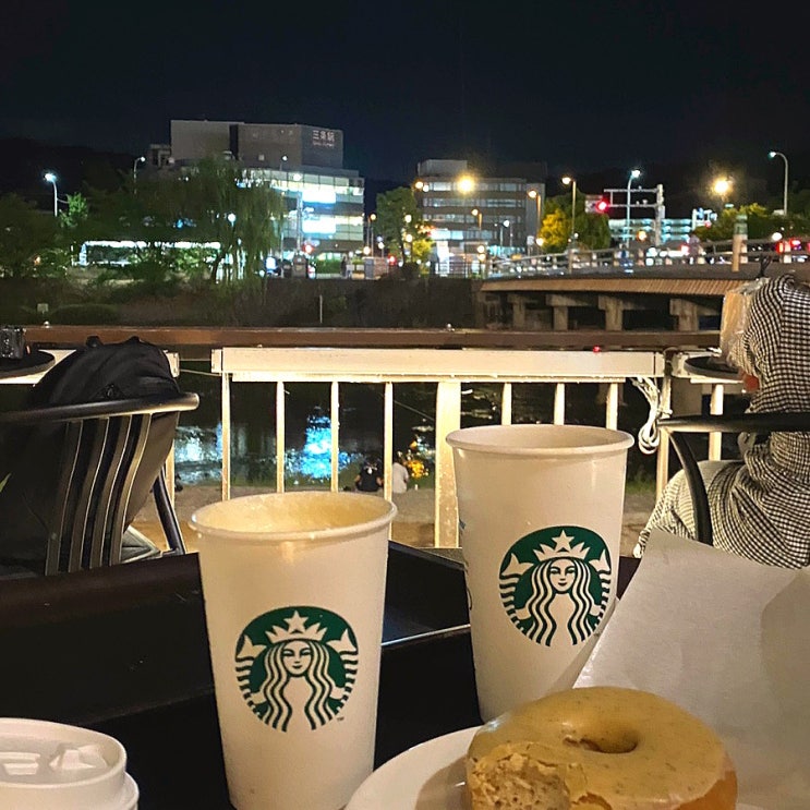 [교토 카페] 스타벅스 산조오하시점 | 파워J 일본 카페투어 | 카모강뷰 후기 | 가와라마치 | 얼그레이도넛