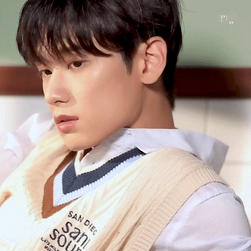 PIDOOM: 더보이즈 주연 GIF