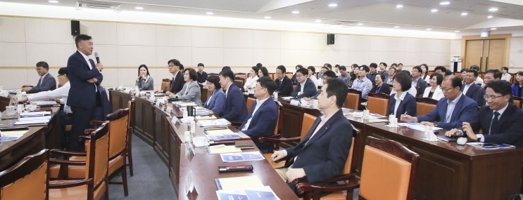 <b>김관영 도지사</b>, 바이오산업 활성화를 위한 포럼 개최