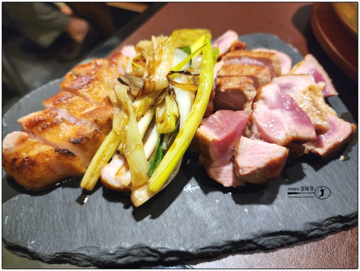  광화문역맛집 [ 광화로 ] 두툼한 고기를 500도 화덕에서 초벌 해주는 광화문고깃집