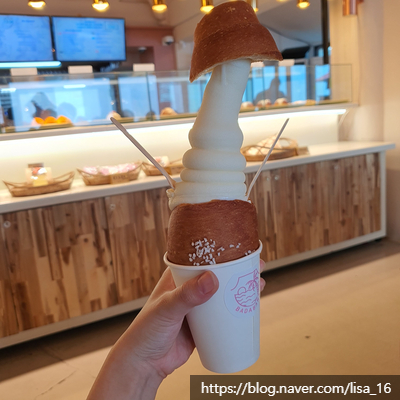  중문 색달 해수욕장 바다 뷰 카페 소금빵 아이스크림 맛집 '바다바라 카페 & 베이커리', 주차 꿀팁