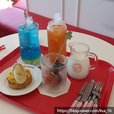  제주 세화 해변 뷰 커피 맛집 카페 '텐더럽'
