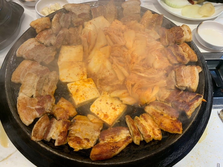  [모란역] 뭉돌 무쇠김치삼겹