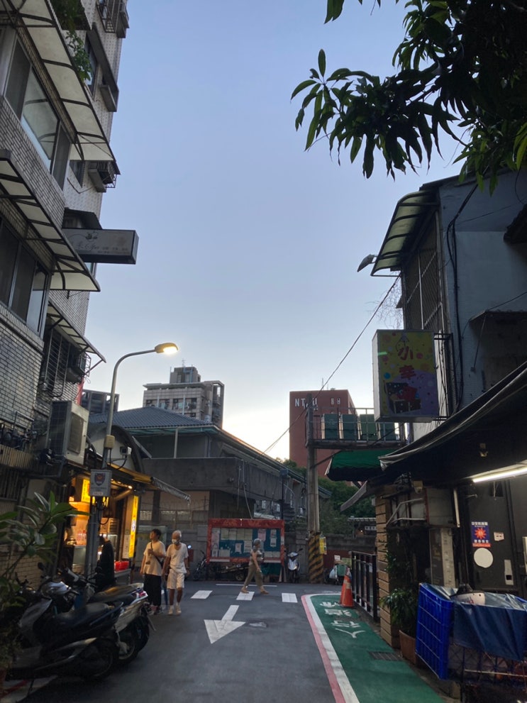  [화어문장학금] 대만일상 Day30, 대만 국립 사범대 언어중심 수업, 대만식 아침식사 주먹밥(飯糰), 대만 맛집 홍콩식 차찬팅, 대만 - 일본 - 한국 언어교류 모임