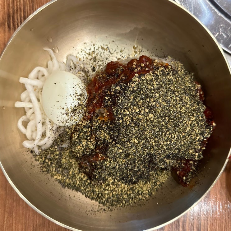  과천 막국수맛집 메밀장터 선바위 100% 메밀로 만든 막국수와 수육