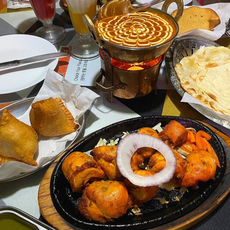  신촌 인도음식점 가성비에 맛있는 현지인 인도커리 맛집 아마 신촌본점