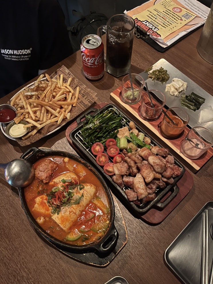  신논현 고기 맛집 <포크댄스> 분위기 있는 강남 데이트 술집 추천