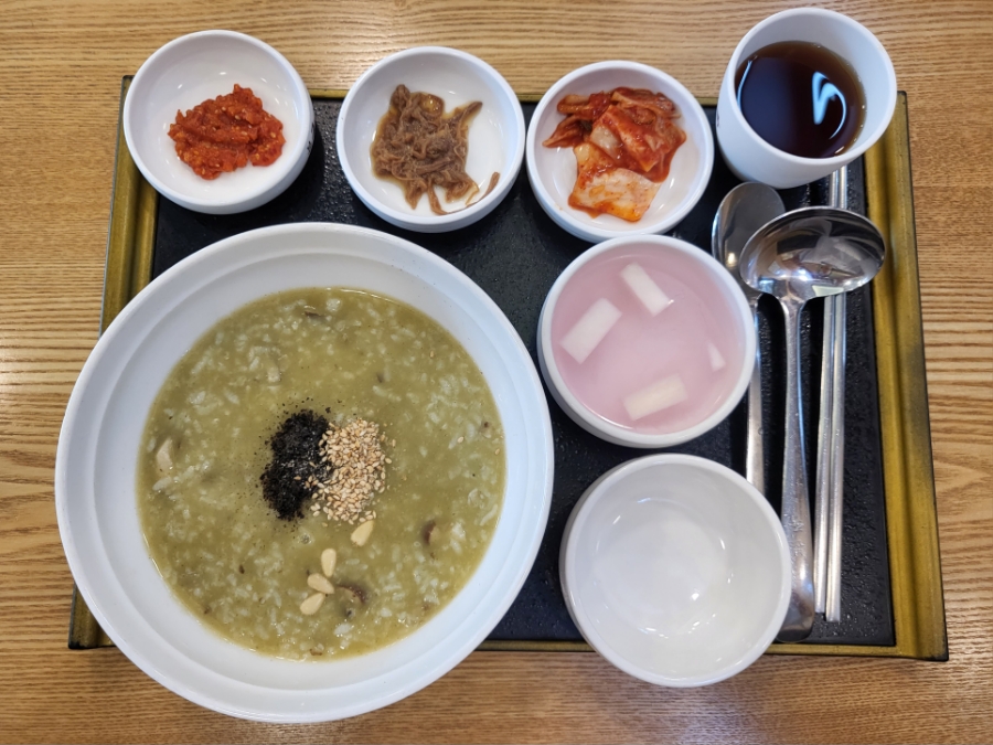 본죽 경주용황점 사진 1