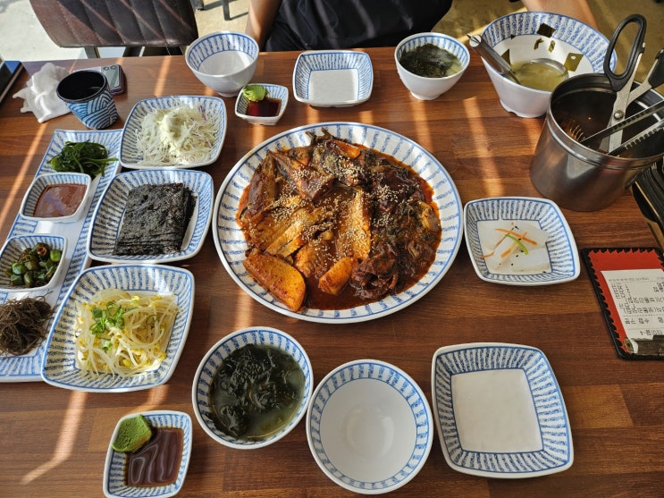 보통리저수지 맛집 오병이어 왕코다리 방문리뷰 [259].