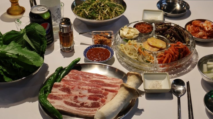  홍대맛집추천 냉삼겹살 맛집 "라라냉삼 라라 음악사"