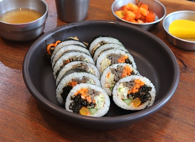  방배동 서호김밥 수요미식회 다시마김밥
