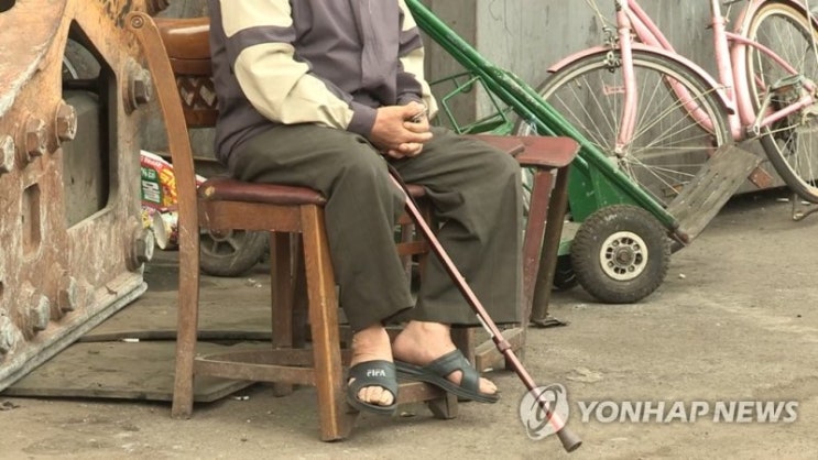 고독사·빈곤·질병에 노인은 괴롭다..양질의 일자리 어디없나요