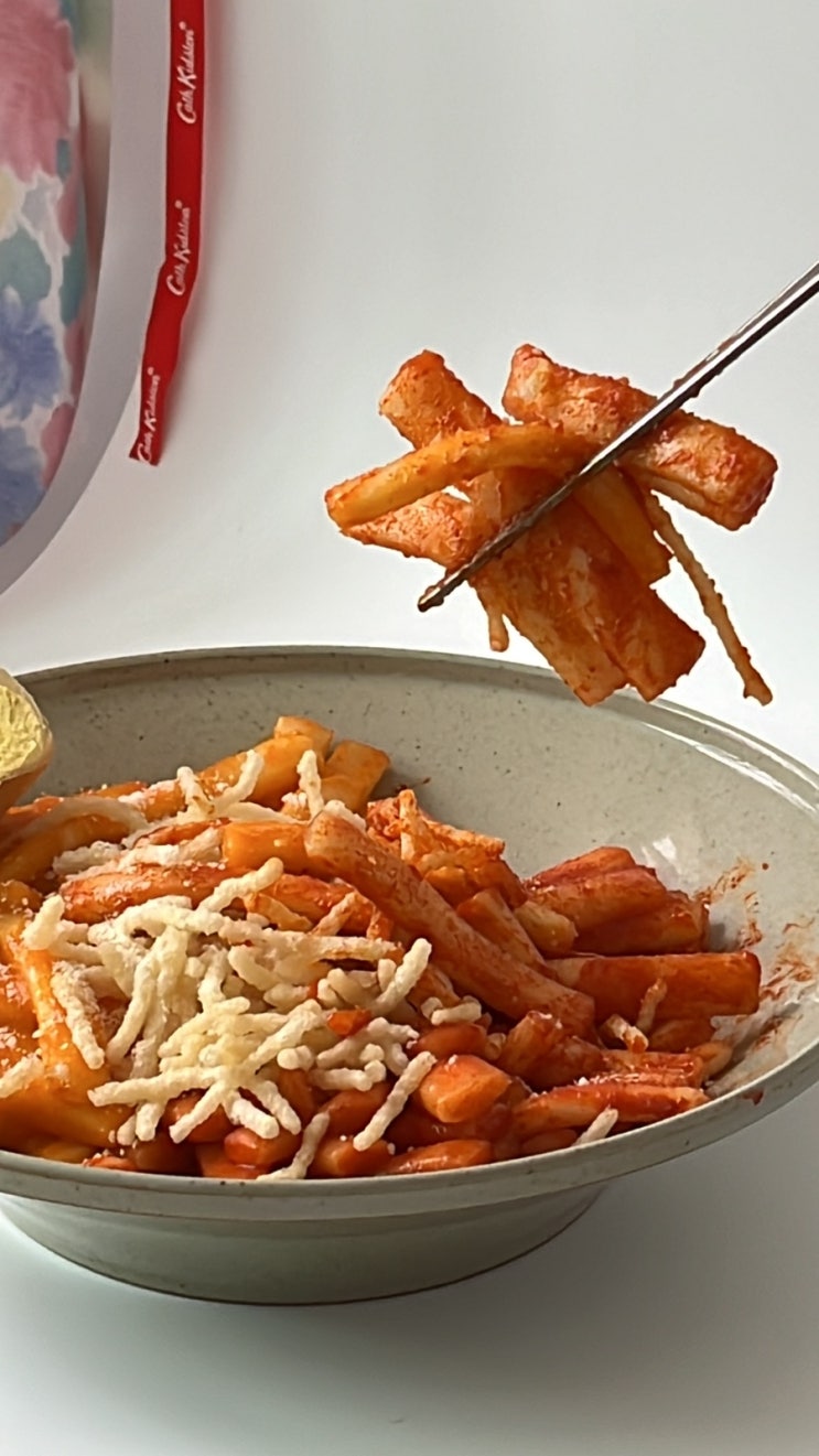  떡볶이 밀키트로 1분 만에 만드는 바르다김선생 가락떡볶이