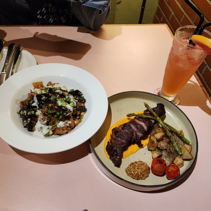  동성로 맛집 스테이크가 맛있었던 대구 시내 레스토랑 페어링테이블
