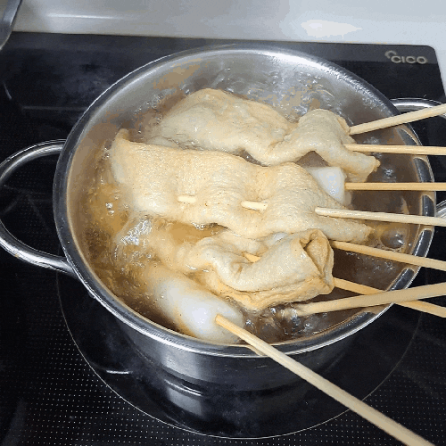  로컬식탁 마켓컬리 물떡 어묵꼬치 제 후기는요
