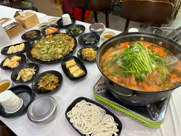  대부도맛집 풍경 닭해물탕 해물파전 산낙지샤브 불낙전골