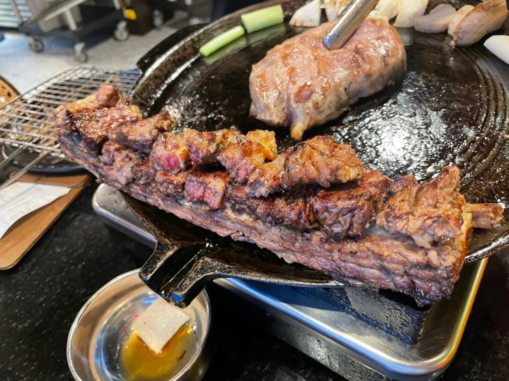  봉선동 고기 화원짚불구이 주차장 (통목살,우대갈비 먹었어요)