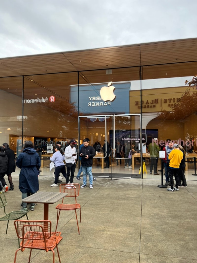 미국 애플스토어 아이폰15 구경하기 : 네이버 블로그