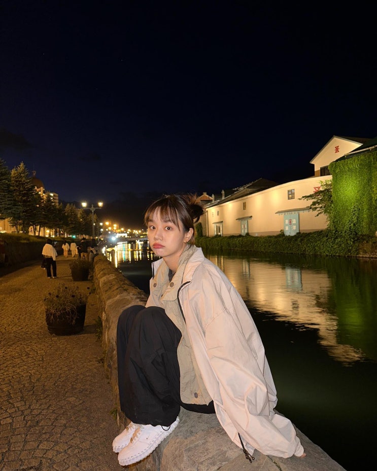 혜리 나이키 자크뮈스 포스 화이트 블랙 가격 사이즈 정보! 에어포스1 혜리 나이키 자크뮈스 포스 화이트 블랙 가격 사이즈 정보! 에어포스1