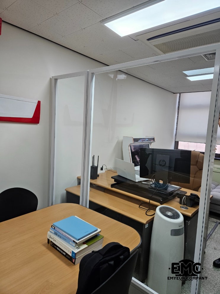  대학교 교수실 파티션 PDLC 스마트 필름 시공