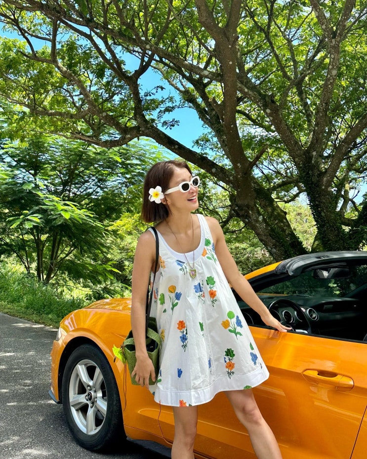 이시영 사이판 40대 패션 로에베 꽃무늬 미니 휴양지 원피스 추천 가격 정보!