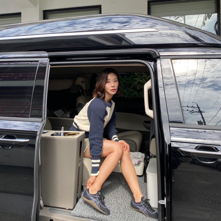 이주빈 여자 가을 코디 베로니카비어드 풀오버 스웨터 정보 22도 23도 24도 25도 26도 옷차림 이주빈 여자 가을 코디 베로니카비어드 풀오버 스웨터 정보 22도 23도 24도 25도 26도 옷차림