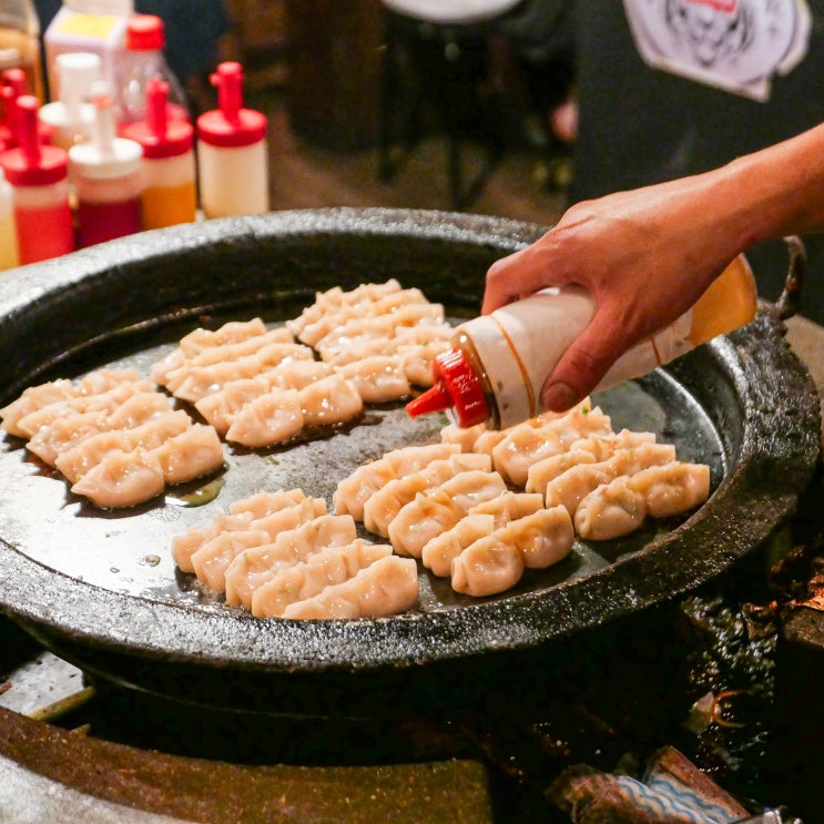  일본 후쿠오카 텐진 나카스 이자카야 한입 교자 맛집 타케토라