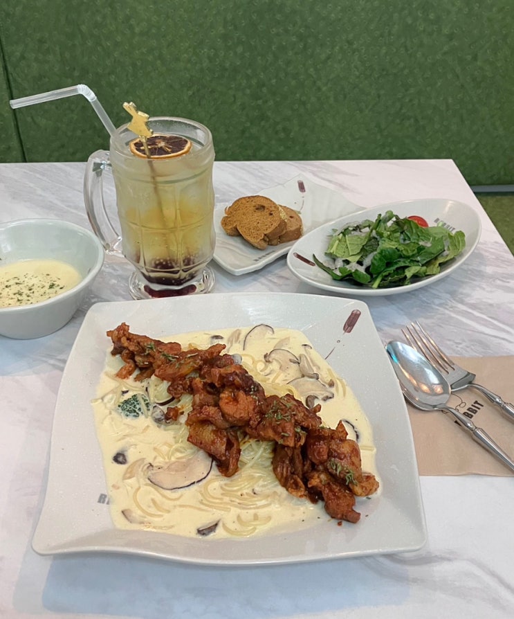  이수역 파스타 맛집 래빗, 세 가지 에피타이저로 가성비까지 좋은 곳