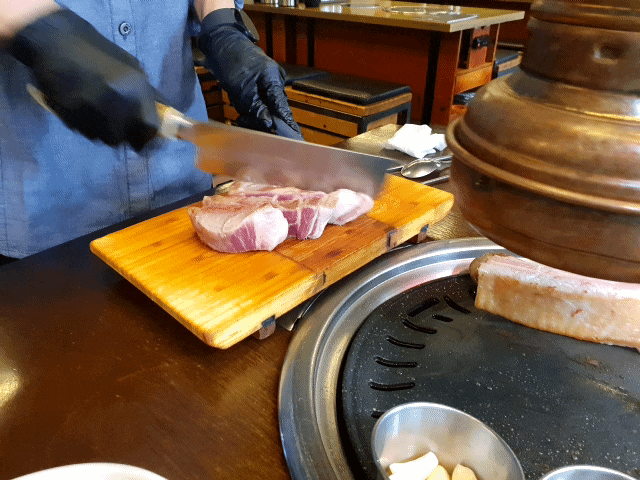 건대입구역 맛집 건대 삼겹살 찐맛집은 최원석의 돼지한판