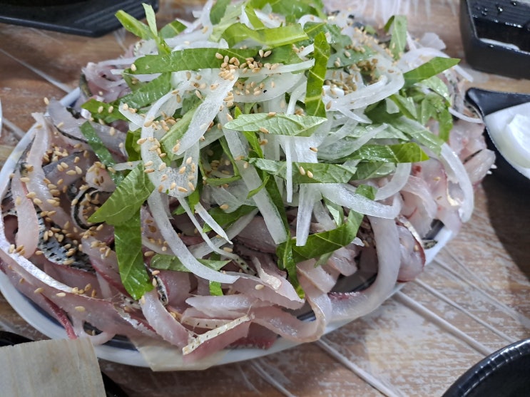  김해 찐 맛집 추천) 형제도매횟집에서 가을 전어 먹고 왔어요!