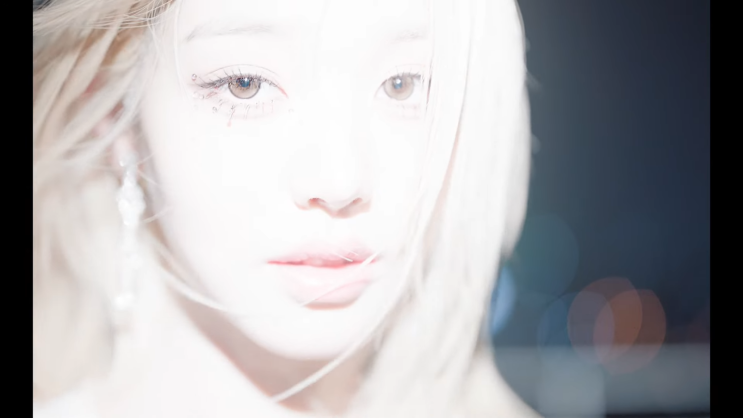 트리플타이틀 <b>작사</b> 선우정아 서지음 <b>장원영</b>... 