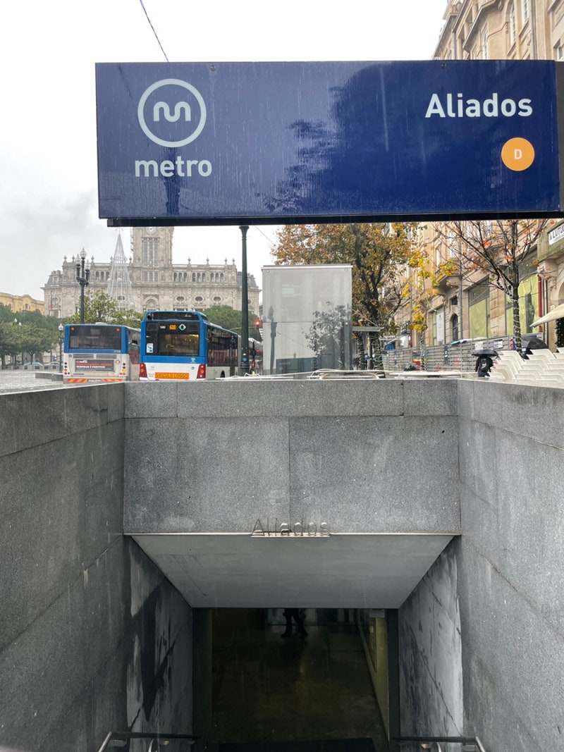 포르투 여행: Aliados역 근처 짐보관(상벤투역 짐보관 실패 후기..) : 네이버 블로그