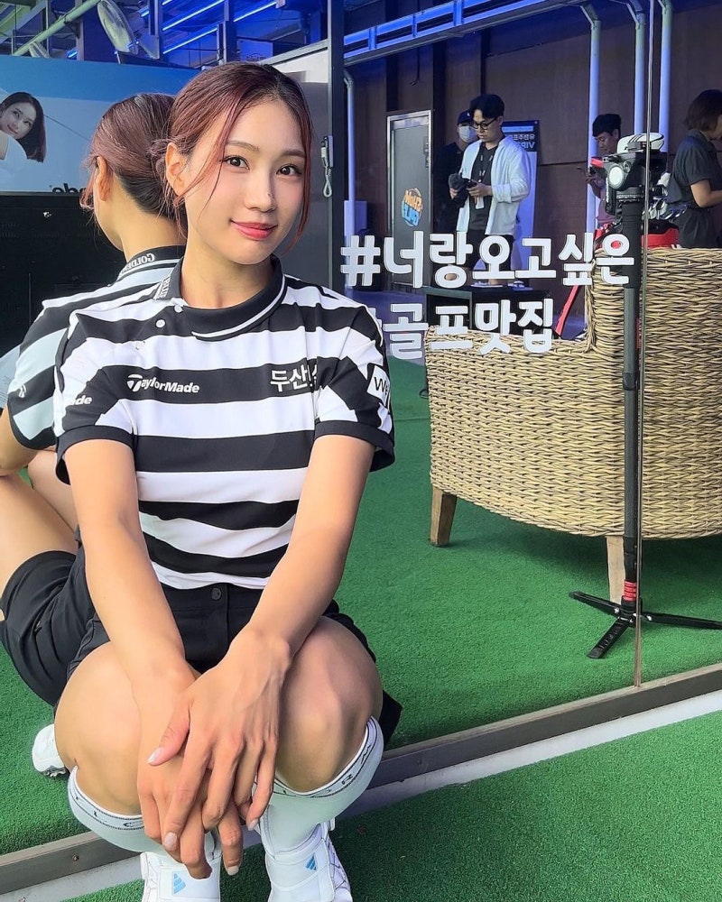 두산건설 유현주 프로 골퍼 골프선수 레전드 화보 레깅스 몸매 결혼 나무위키 인스타그램