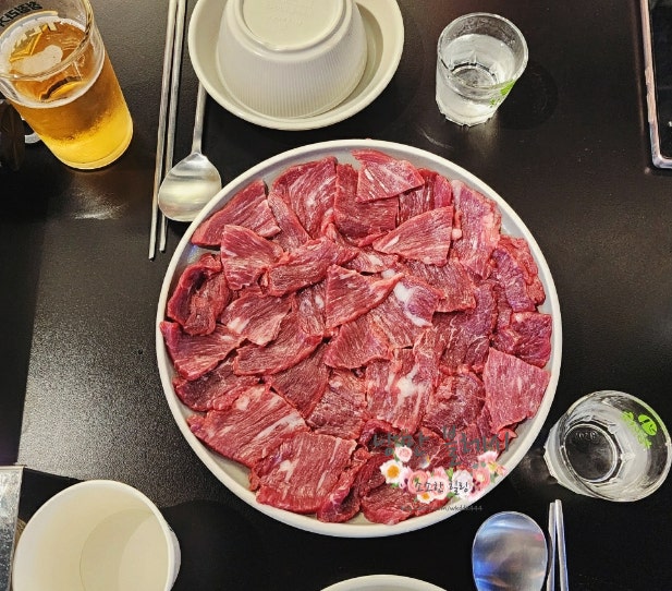  선릉 먹자골목 육사시미 맛난집 유케집 강추 Korea bistro beef