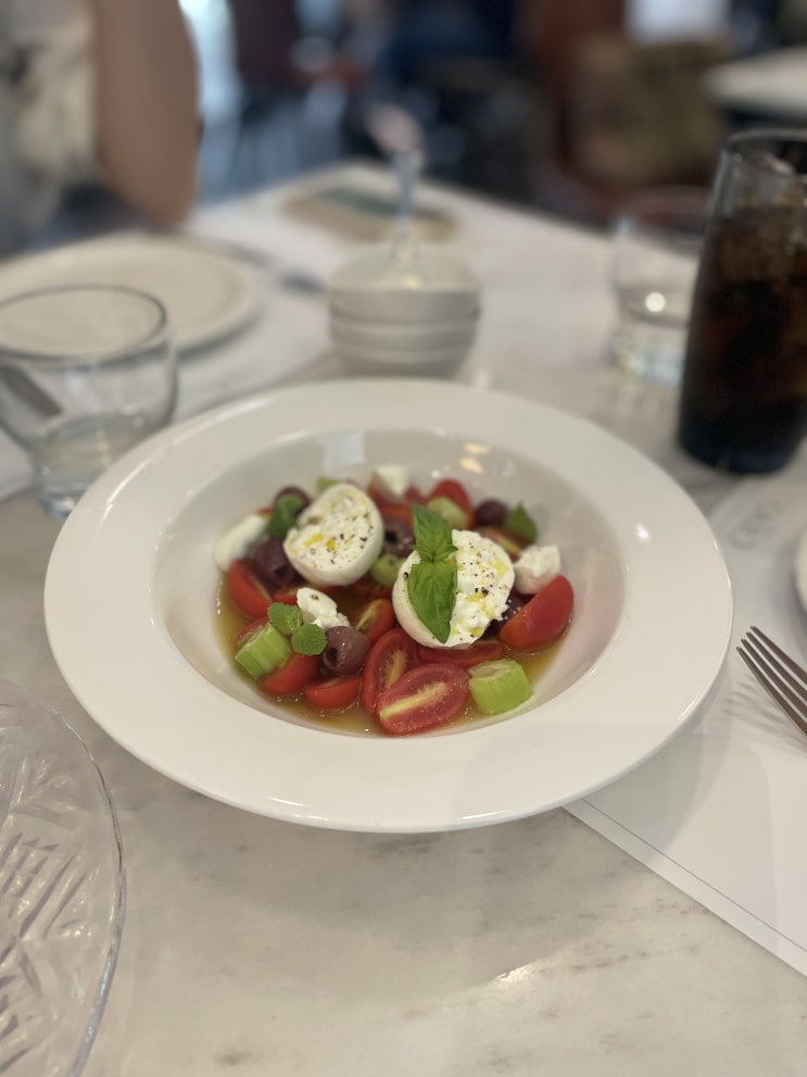  [합정역 맛집] 청첩장모임(청모)하기 좋은 이탈리안 레스토랑 <깔모누아> | 모두 행복하세요~!