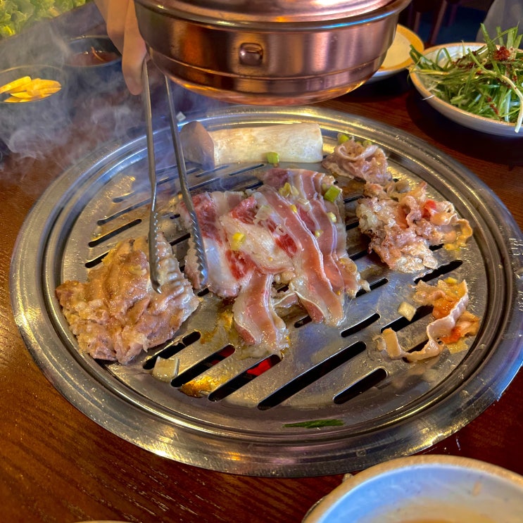  춘천 스무숲 우삼겹 맛집 “본가”
