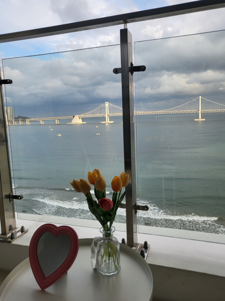  [부산여행] 10월 부산여행 1일차, 광안리 숙소추천, 더베이 101 요트탈래, 해운대암소갈비, 태종대 조개구이