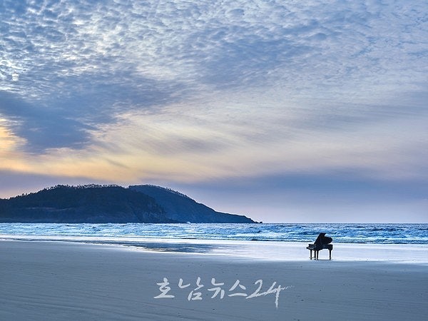  문화의 달 행사 앞두고 개최지 신안 자은도, 피아노 섬으로 불리는 예술 섬으로 우뚝