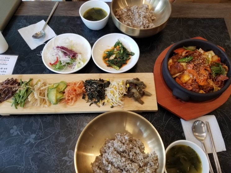[맛집] 빼꼼 보리밥~