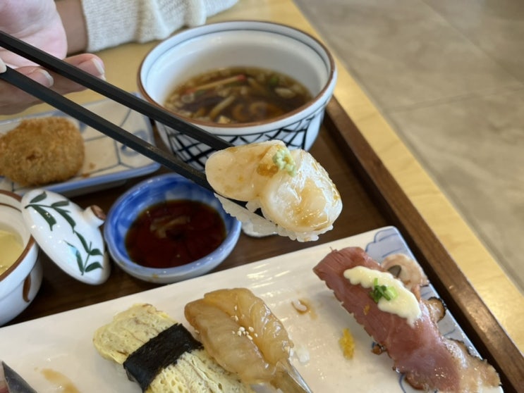  깔끔하고 신선한 김천초밥 맛집, 교동일식 :: 카모가와