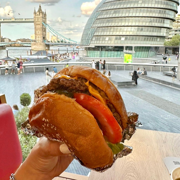  유럽여행 영국 런던 타워브리지와 뷰맛집 파이브가이즈 Five Guys Tower Bridge 햄버거 리뷰.