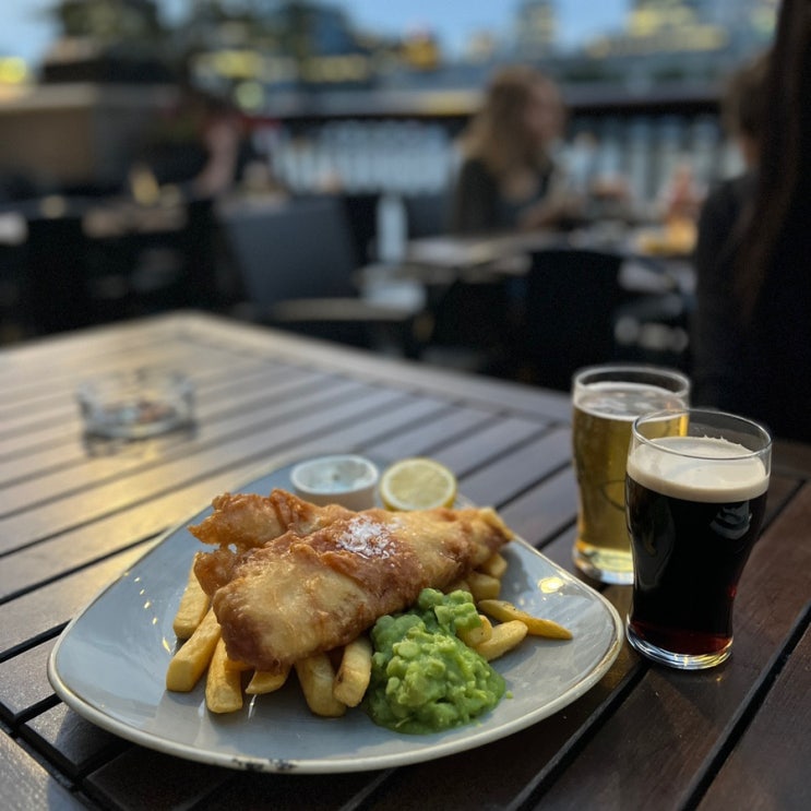  유럽여행 영국 런던 더호니먼 The Horniman at Hays 피쉬앤칩스와 생맥주 리뷰.